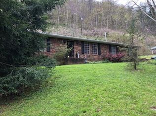 79 Mill Branch Rd, Phelps, KY 41553