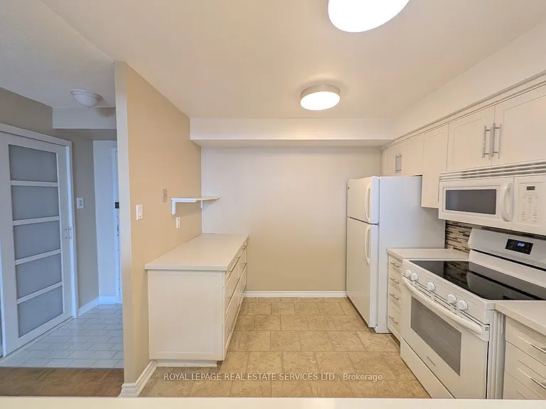 3845 Lake Shore Blvd W #1504 — Photo 5