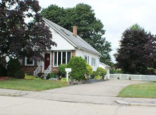 35 Brightridge Ave, East Providence, RI 02914