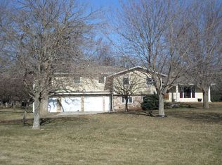503 Royale Oaks Dr, Algona, IA 50511