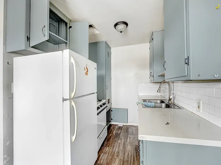 11722 S Budlong Ave #7 — Photo 1