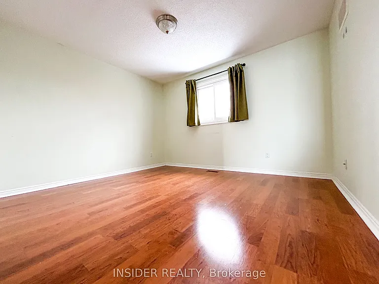 98 White Blvd — Photo 10