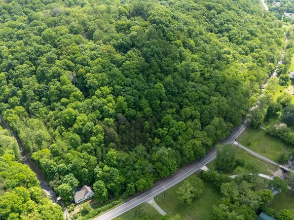 3262 Tyree Springs Rd, Hendersonville, TN 37075