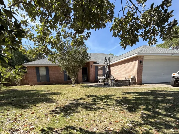 2349 Hemlock Dr, Navarre, FL 32566