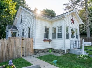 17 Waite St, Oxford, MA 01540