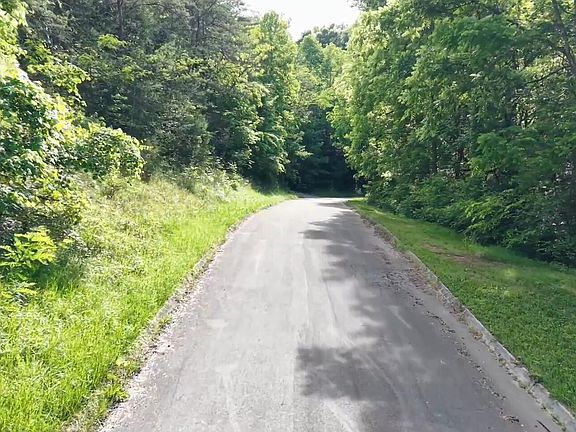 5th image of Pheasant Ct