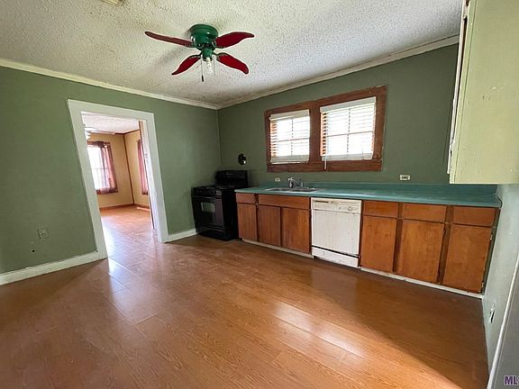 2nd image of 1025 N Coolidge Ave