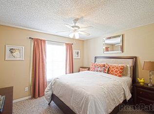 Pinewood Park, Kissimmee, FL 34741