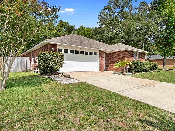 2nd image of 525 Ard Dr