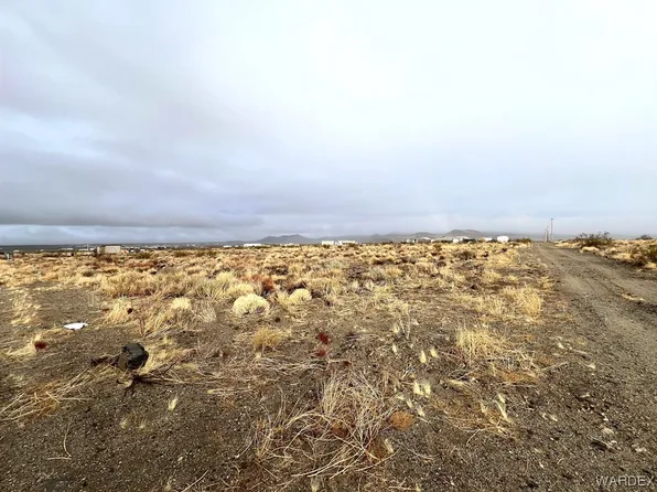 0 N Hualapai Dr, Dolan Springs, AZ 86441