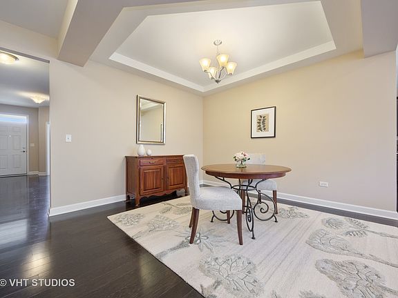 4th image of 3158 Trillium Ct W