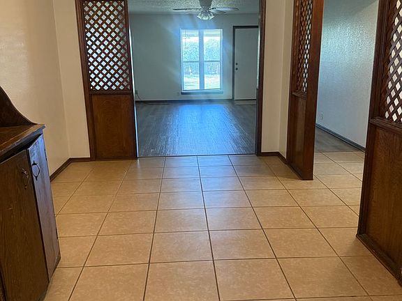 5th image of 1309 Summerton Pl