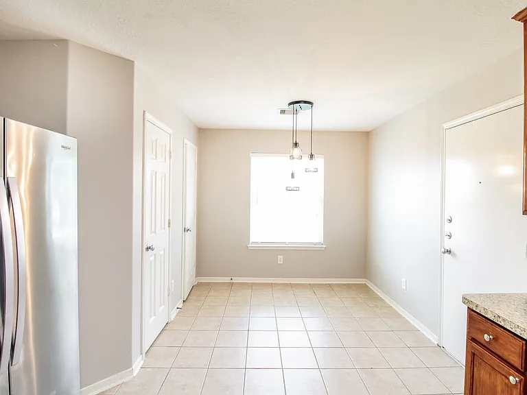 3705 Burwood Ct — Photo 5