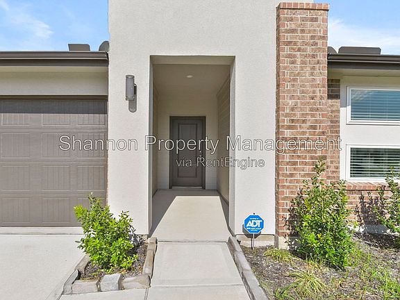 4th image of 7915 Murciana Dr