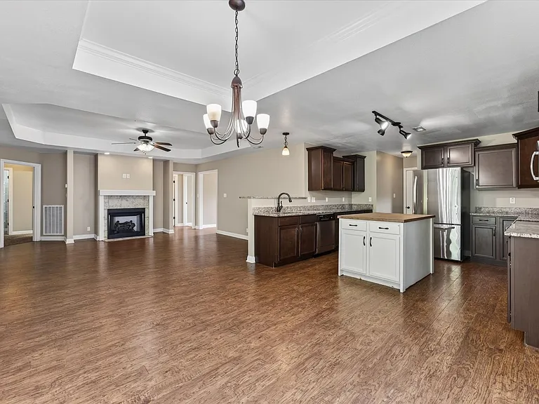 2228 Killington Dr — Photo 17