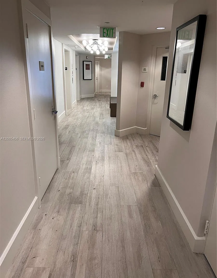 21055 Yacht Club Dr — Photo 2