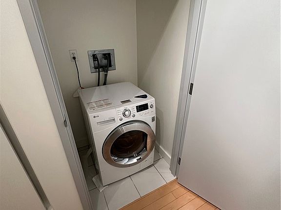 4th image of 645 W 9th St APT 540