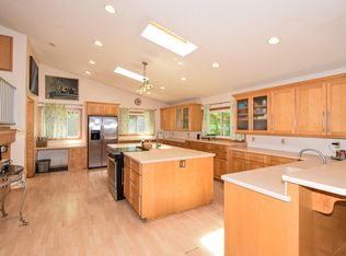 W249S8250 Center Dr, Mukwonago, WI 53149