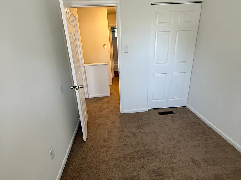 1817 Regal Dr — Photo 14