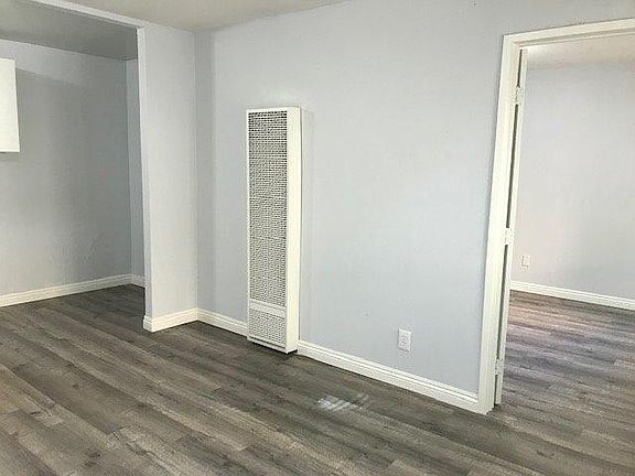 3rd image of 140 N Mar Vista Ave
