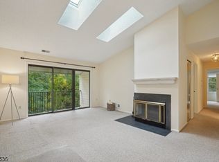 203 Irving Pl, Basking Ridge, NJ 07920