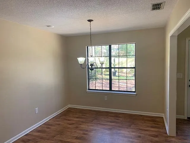 8227 Chickasaw Trl — Photo 9