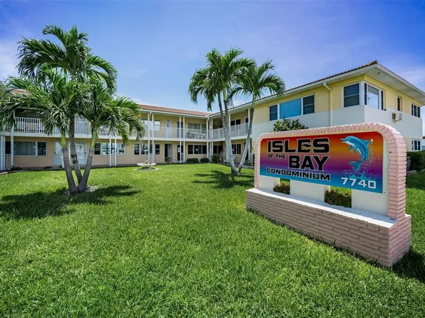 7740 Boca Ciega Dr Unit 204, Saint Pete Beach, FL 33706