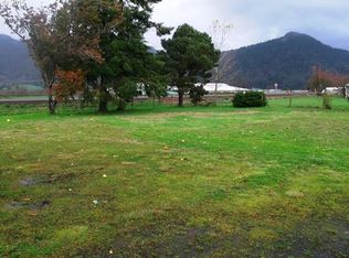 8100 Fairview Rd, Tillamook, OR 97141