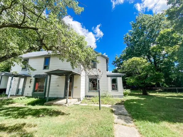 321 E South St, Grand Ledge, MI 48837