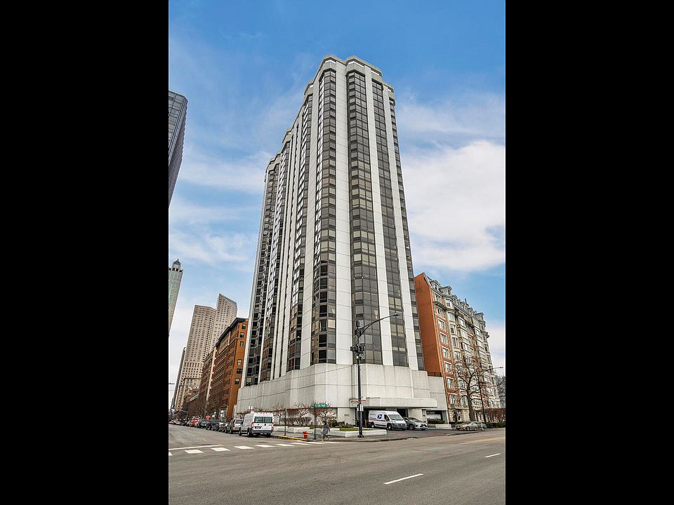 1st image of 990 N Lake Shore Dr APT 15D