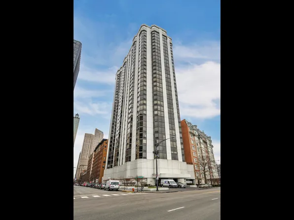 990 N Lake Shore Dr APT 15D, Chicago, IL 60611