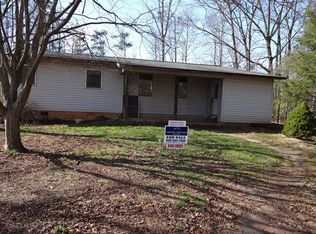 807 Ashe Loop Rd, Sylva, NC 28779