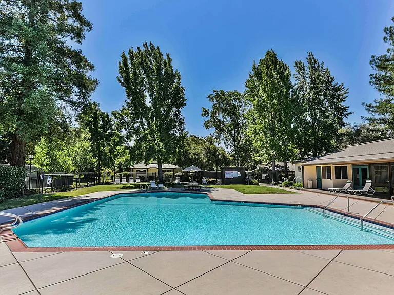 1429 Candelero Dr — Photo 30