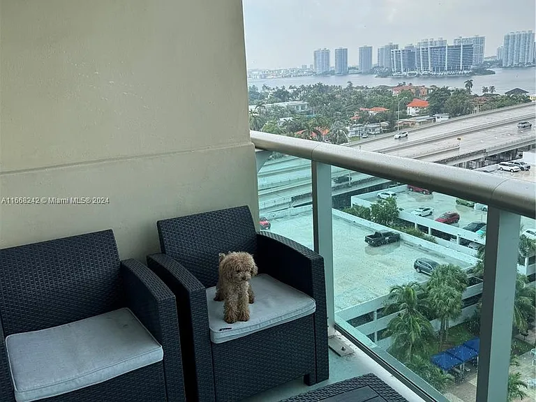19370 Collins Ave #1208 — Photo 5