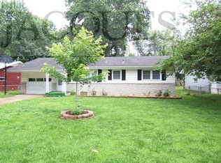 1253 E Rosebrier St, Springfield, MO 65804