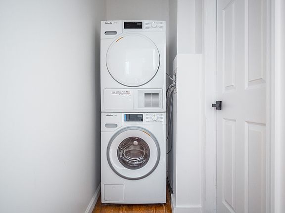 3rd image of 290 W 12th St APT 6B