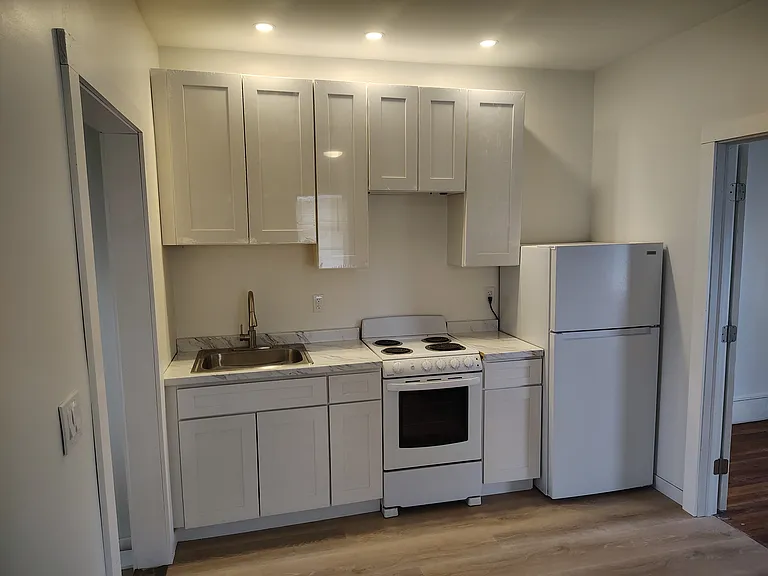 30 S Wild Olive Ave #1 — Photo 1