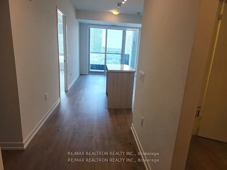 8868 Yonge St #1205E — Photo 5