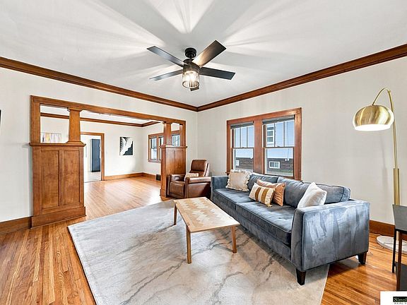 3rd image of 634 Washington St