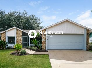1007 Elm Grove Ln, Valrico, FL 33596