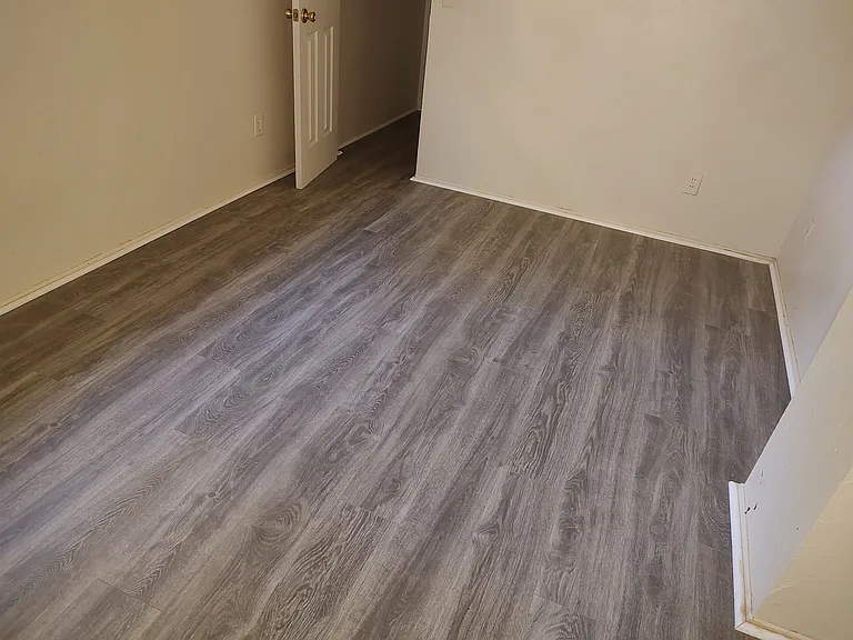 538 State St — Photo 34