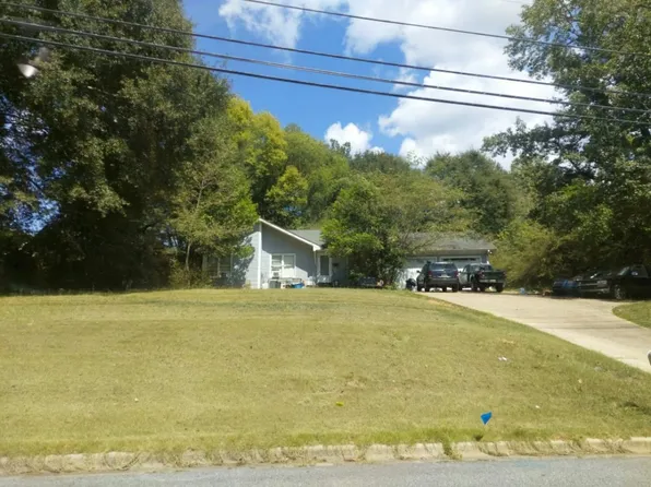 2004 Hargrove Rd E, Tuscaloosa, AL 35405