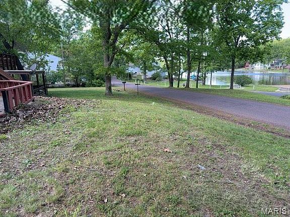 3rd image of 1727 W Forest Ln
