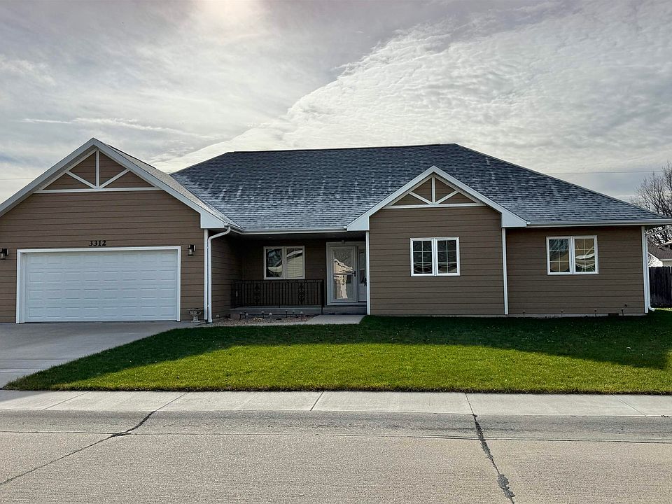 1st image of 3312 Bush Ct.