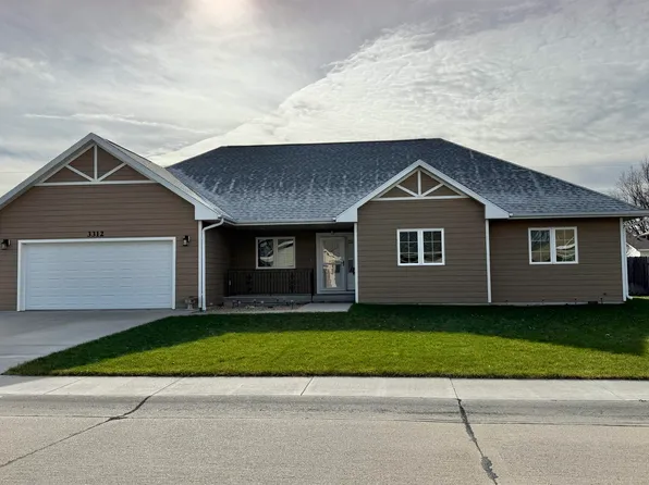 3312 Bush Ct., North Platte, NE 69101
