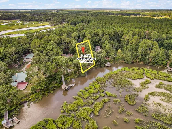 151 Julienton Dr NE, Townsend, GA 31331