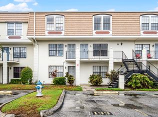 6095 Village Cir, Orlando, FL 32822