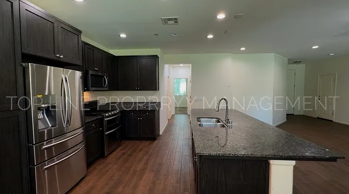 2919 S Tipton St — Photo 3