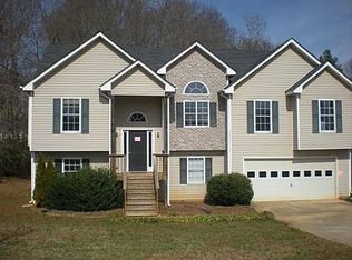 262 Thorn Brook Cir, Bethlehem, GA 30620