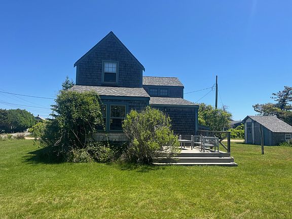 2nd image of 321 Madaket Rd